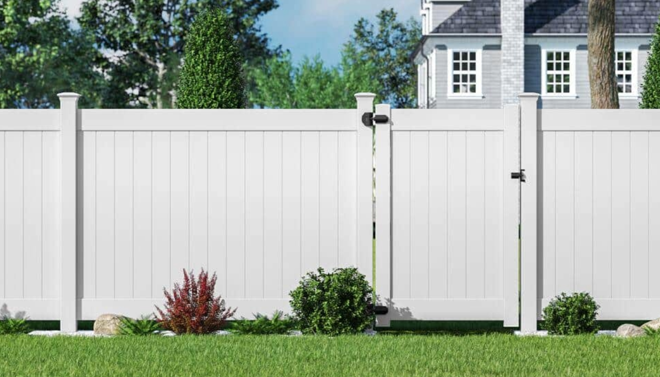 Vinyl Fence Contractor in Canton Georgia