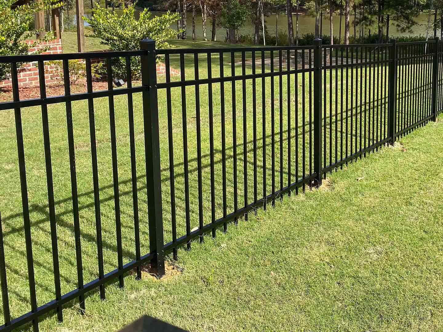 Photo of a Cobb County GA aluminum fence