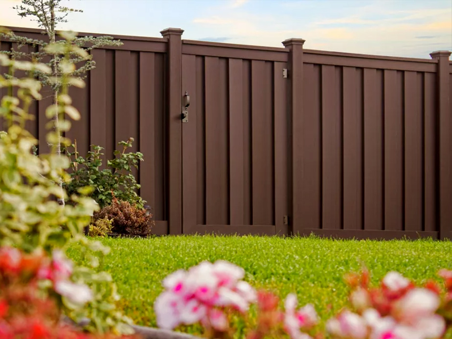 Specialty Trex Fence in Dallas Georgia