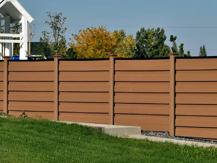 Specialty Trex Fence in Dallas Georgia