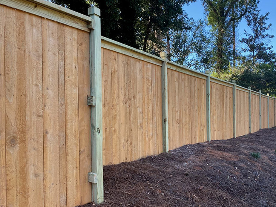Coweta County Georgia wood privacy fencing