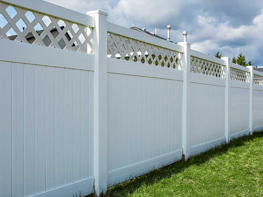 Coweta County GA Vinyl Fences